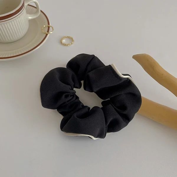 Oversized Lace Scrunchie - Image 12