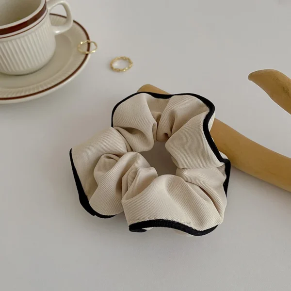 Oversized Lace Scrunchie - Image 10