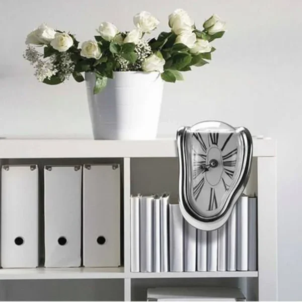 Melting Effect Illusion Home Clock - Image 3